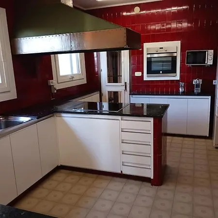 Fantastico Chalet Para Familias Y Grupos Holiday home Sant Julia de Vilatorta